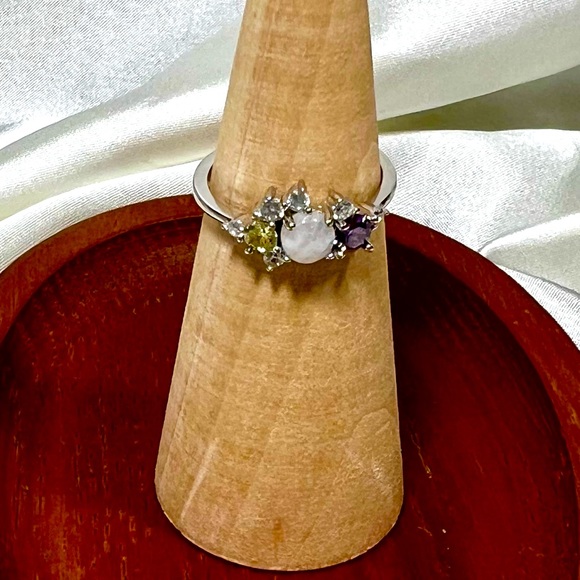 Jewelry - Size 7 Genuine Moonstone Dainty Ring